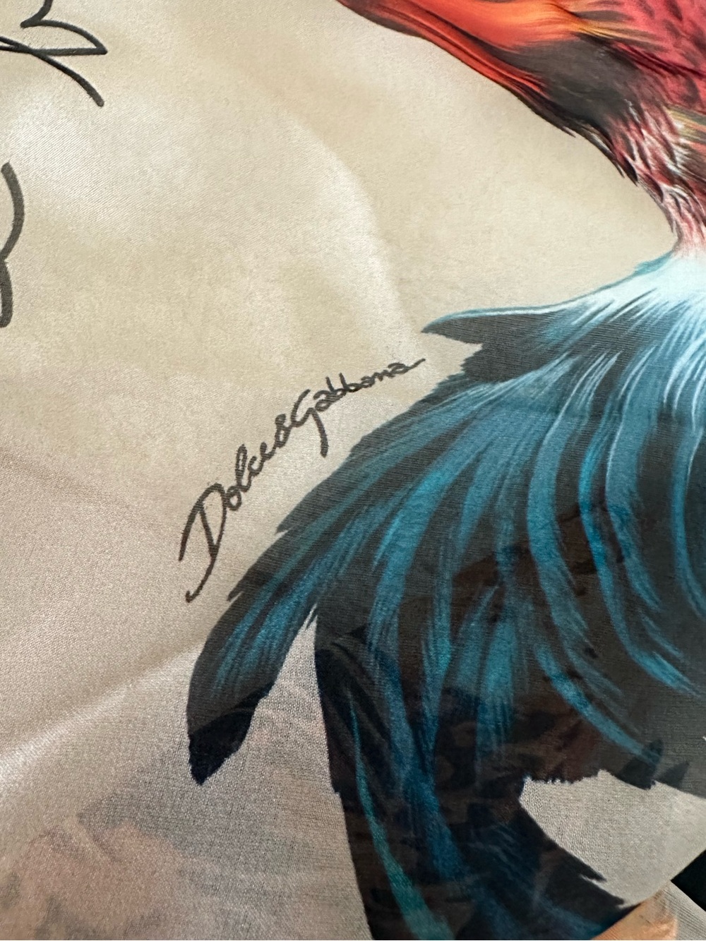 Dolce & Gabbana “L’Amore È Bellezza” Silk Chiffon Stole Scarf, 2017. NWT - Picture 11 of 11